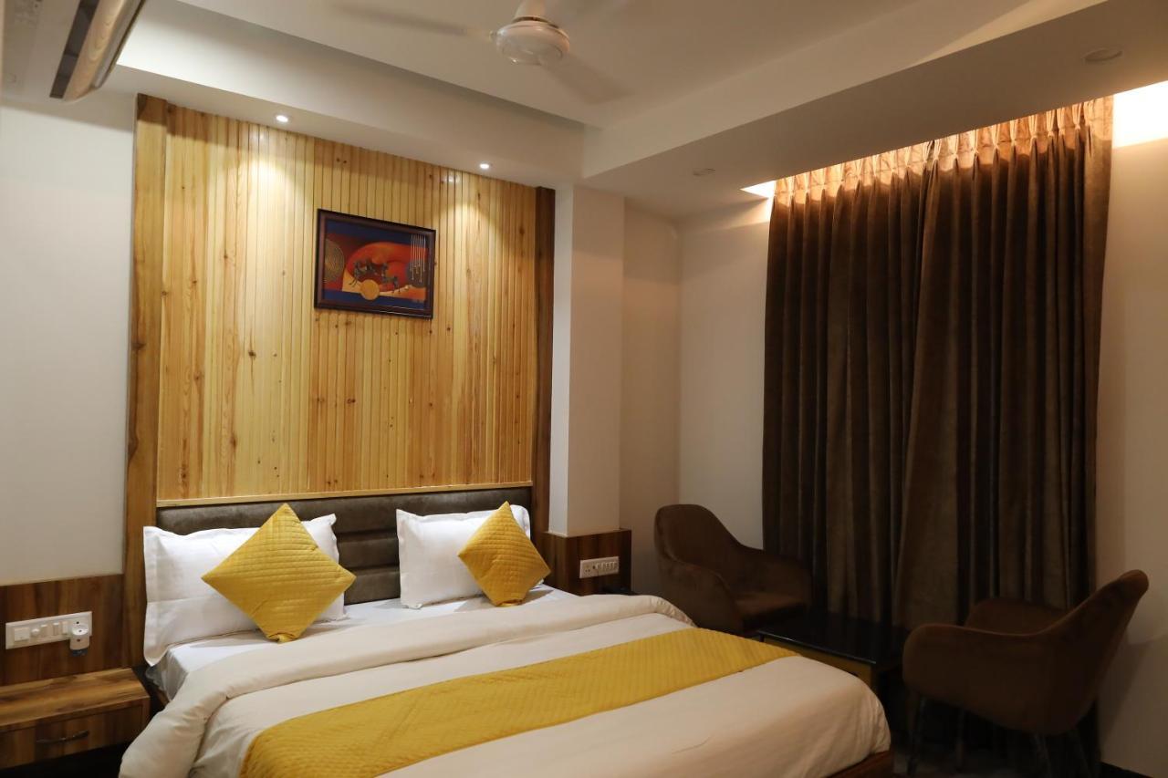 Hotel The Bell Ludhiana Exterior photo